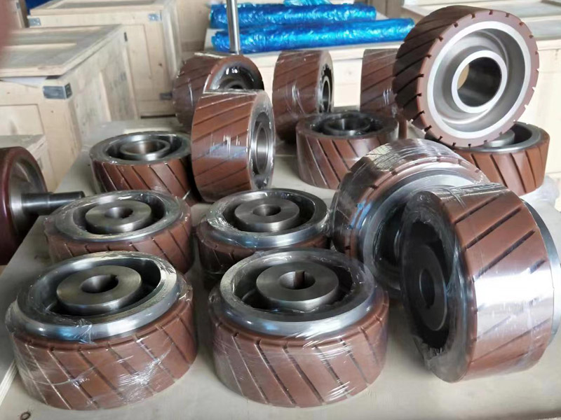 Heavy duty polyurethane wheels for AGV forklifts