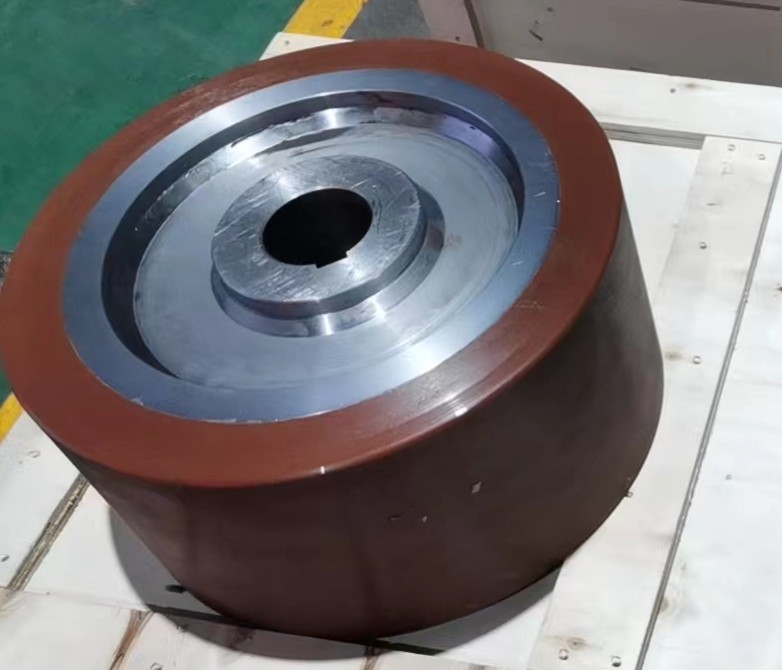Heavy duty polyurethane load wheel