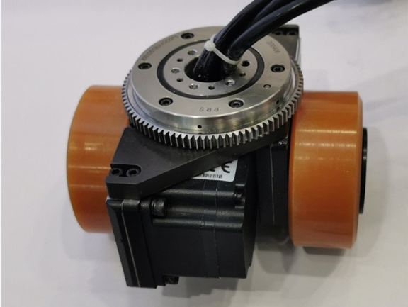 Differential drive wheel assembly
