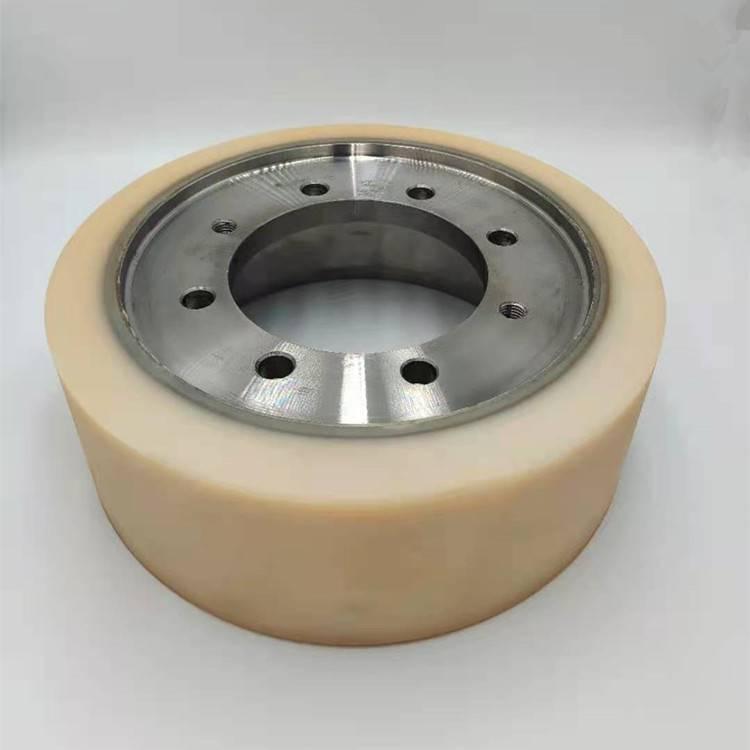 Flanged polyurethane drive wheels